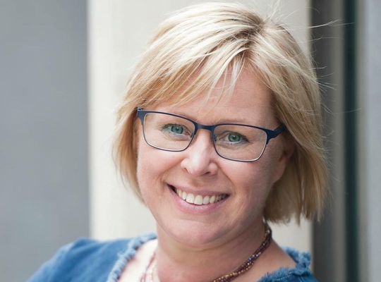Raadslid Sabine Vermeulen Raadslid Sabine Vermeulen met een mooie glimlach