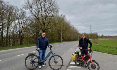 Matthias Neirynck en Ward Baeten aan de Brugstraat